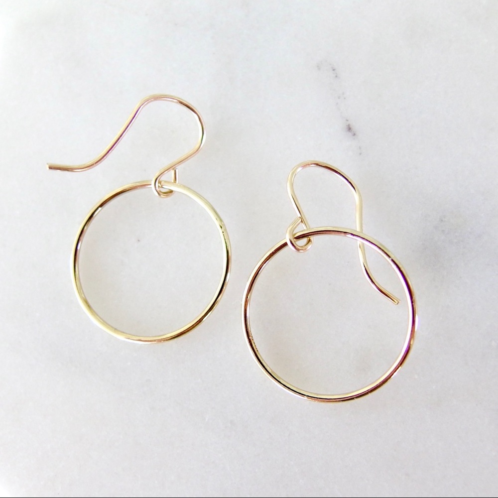 Circle earrings 14k gold filled